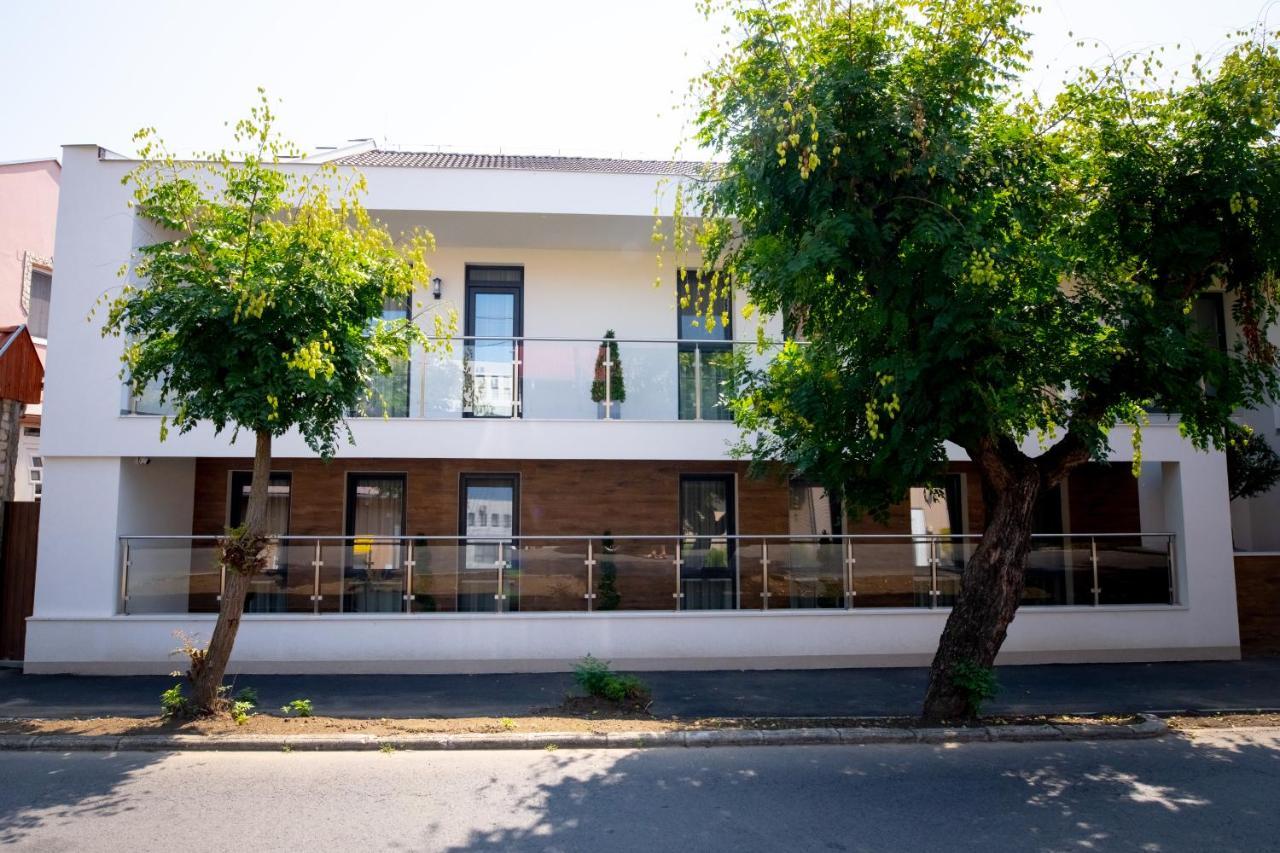 Elixir Panzio Bed & Breakfast Nyirbator Luaran gambar