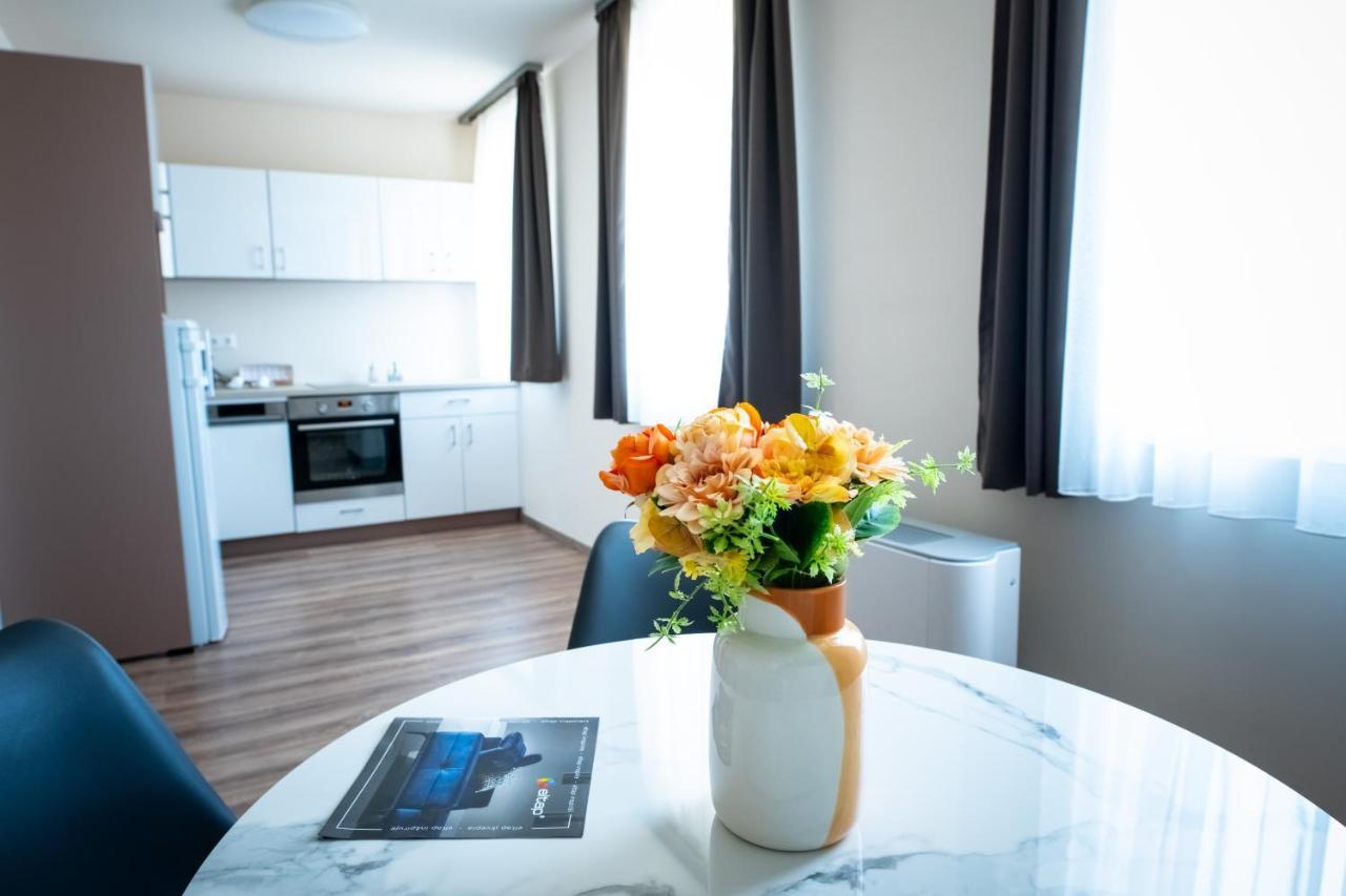 Elixir Panzio Bed & Breakfast Nyirbator Luaran gambar