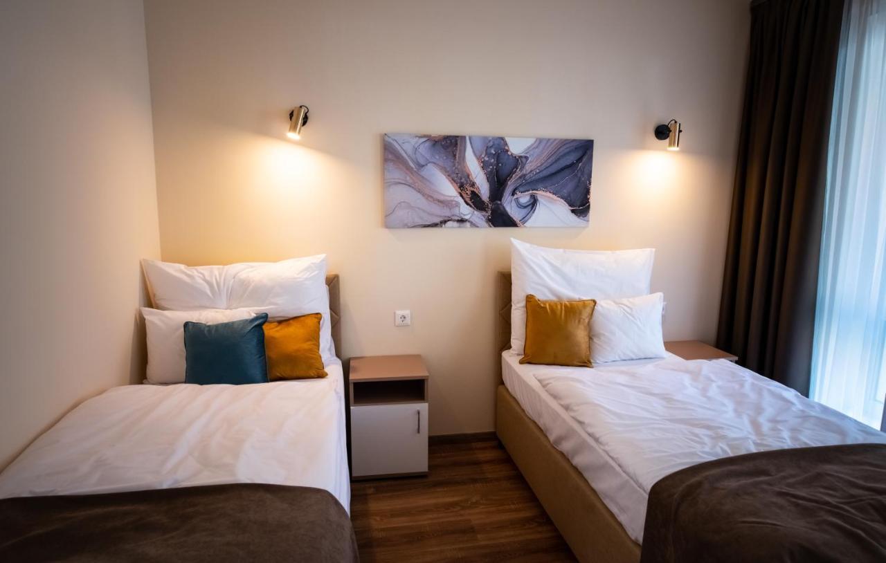 Elixir Panzio Bed & Breakfast Nyirbator Luaran gambar