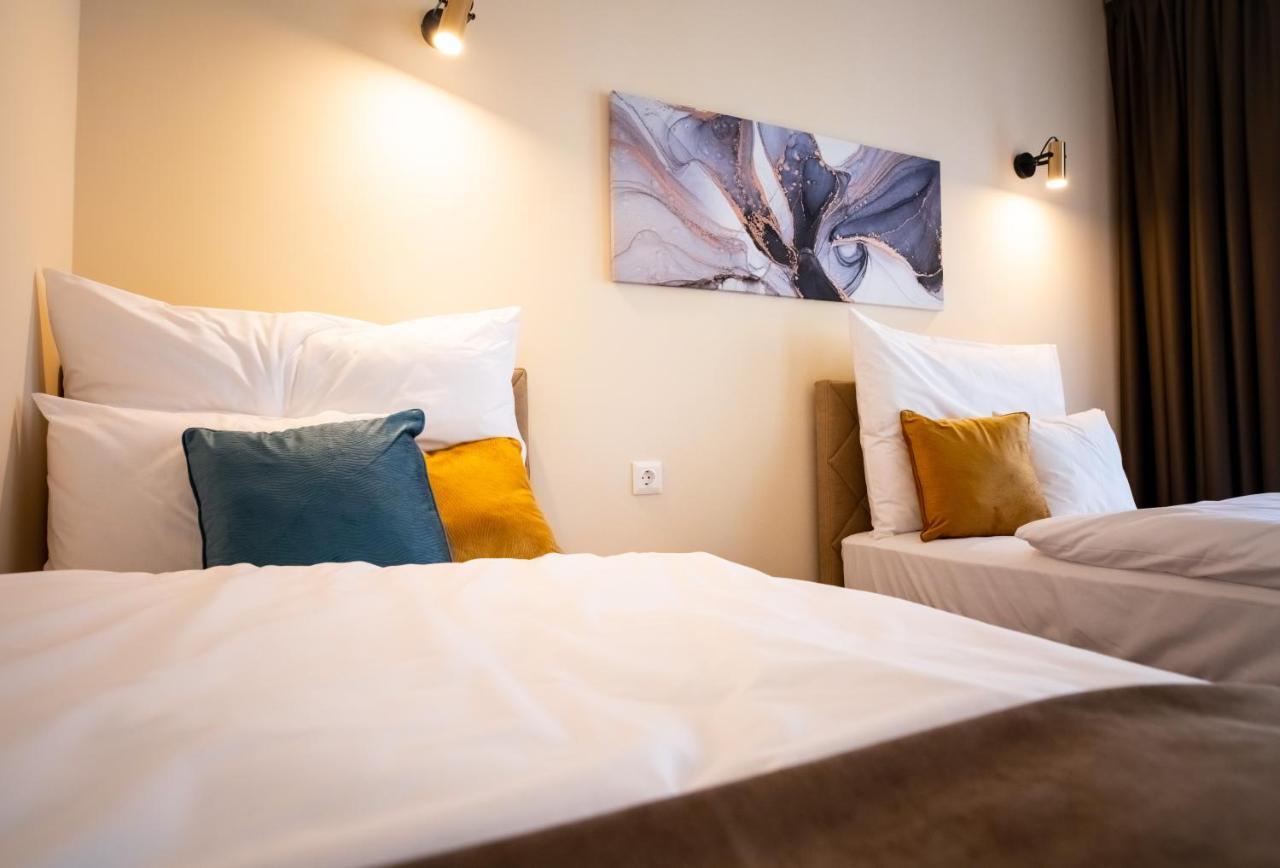 Elixir Panzio Bed & Breakfast Nyirbator Luaran gambar